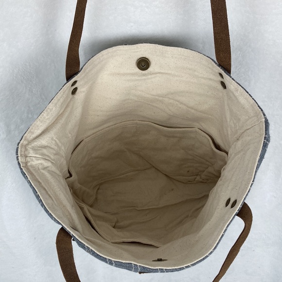 Sassy Sparrow Artisan Textile | Leather Tote Bag - Picture 10 of 14